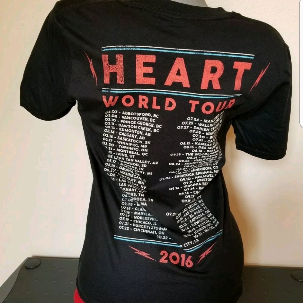 HEART 2016 WORLD TOUR T-SHIRT BLACK SIZE SMALL